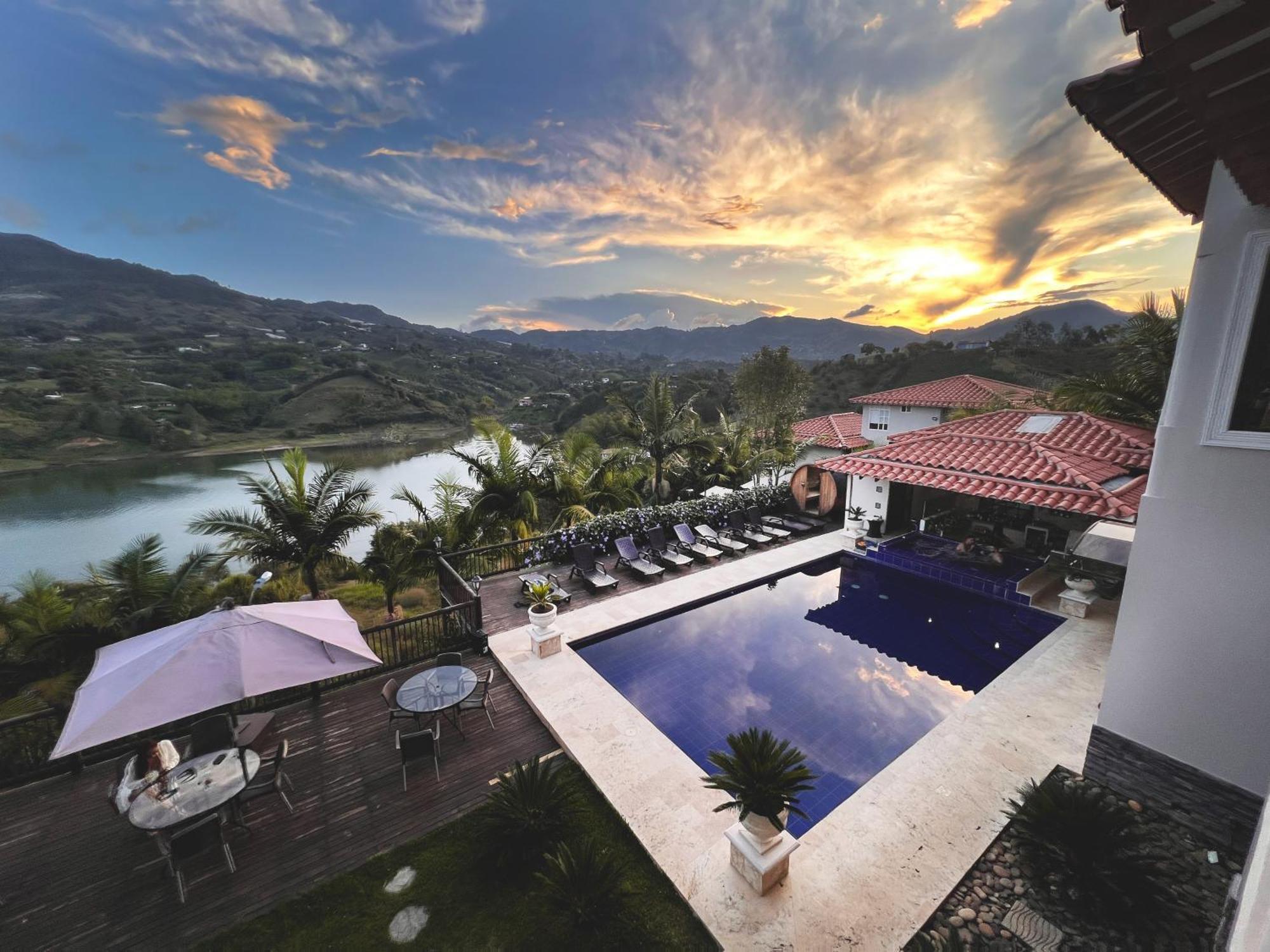 1714 Hotel Boutique Guatapé Esterno foto